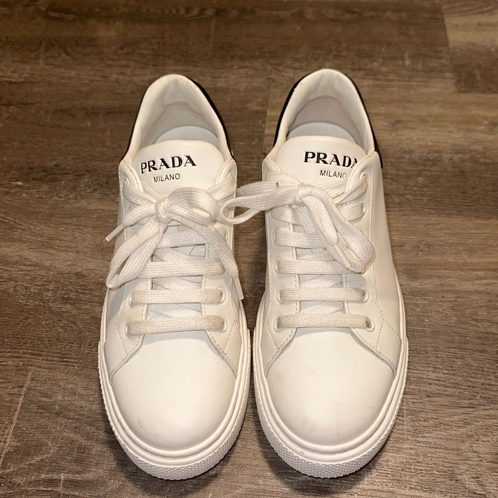 Prada Women’s sneaker